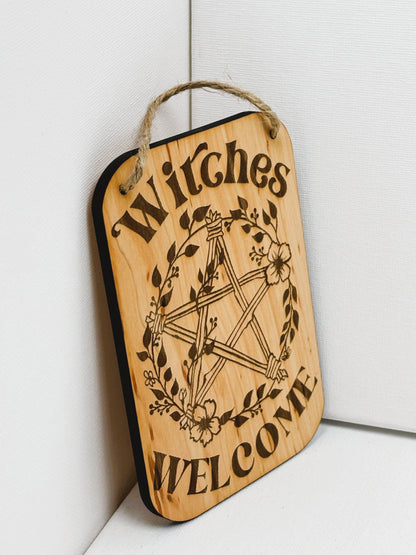 Wandschild "Witches welcome"